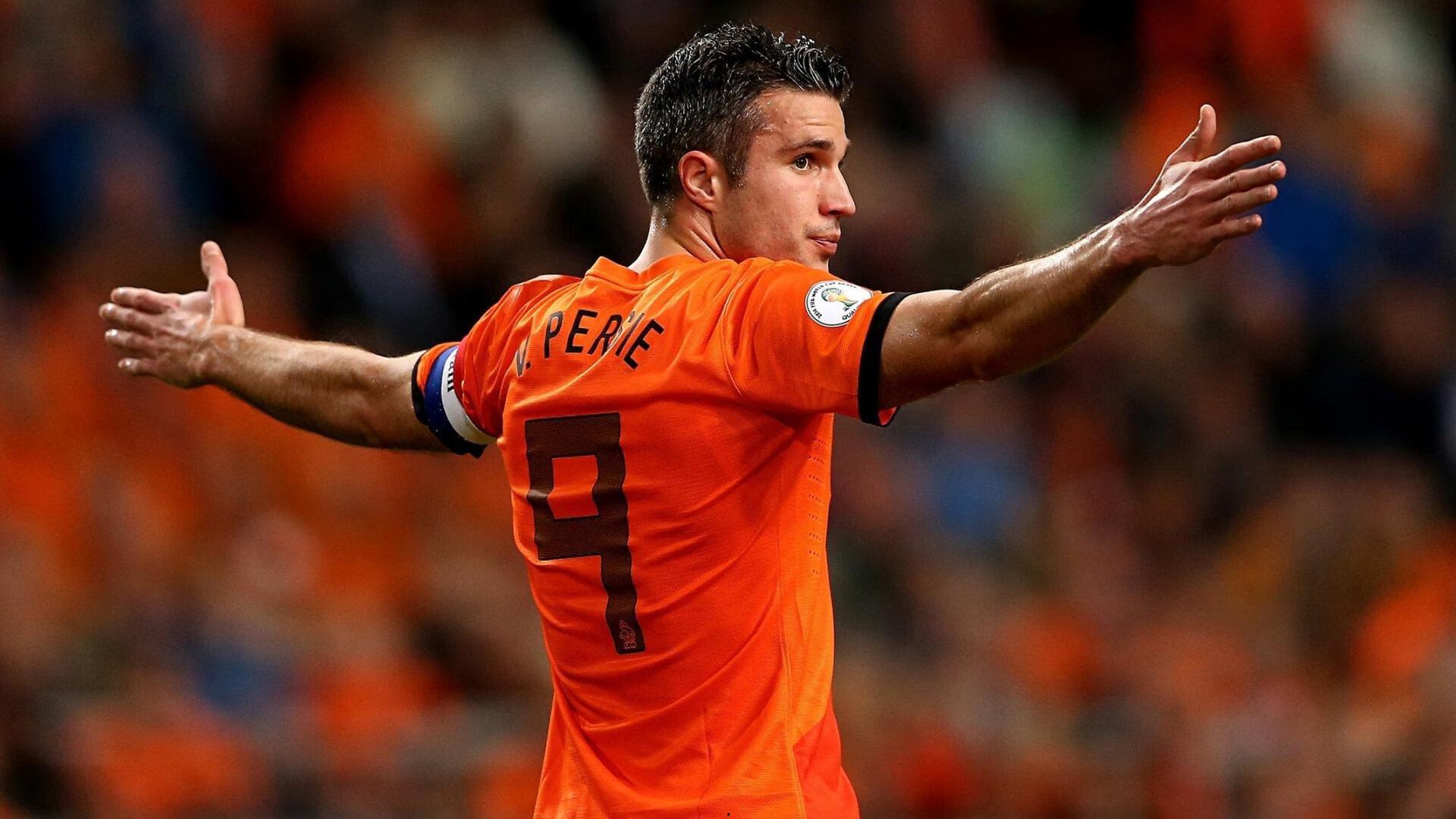 冬窗风云再起,盘点合同进入倒计时的十大足坛名将