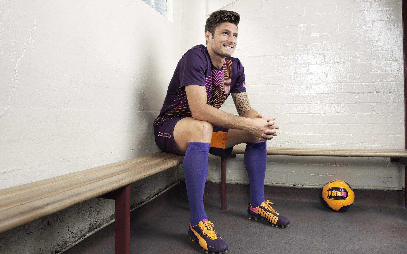 世体聚焦，卡瓦哈尔与阿诺德康复冲刺，国家德比或迎关键后卫回归